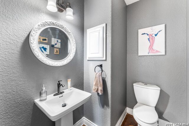 Image 12 of 45 For 17132 Bandera Rd