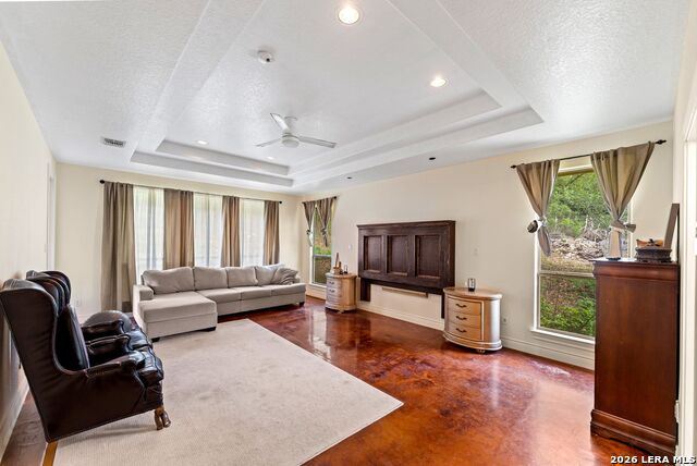 Image 13 of 45 For 17132 Bandera Rd