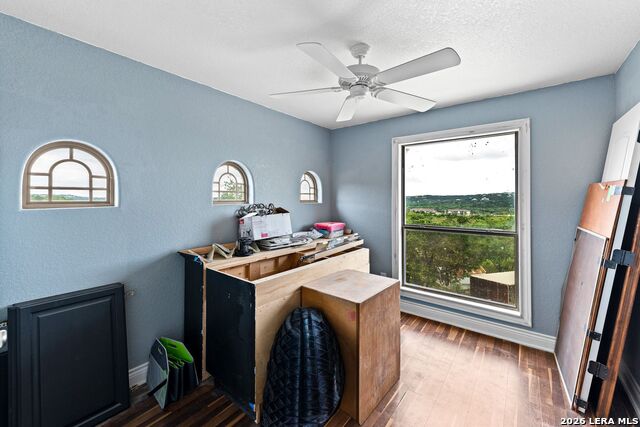 Image 37 of 45 For 17132 Bandera Rd