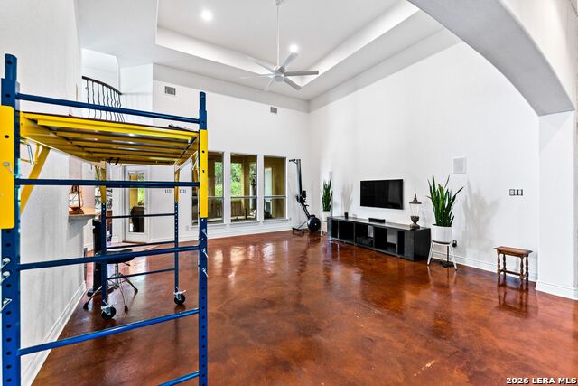 Image 5 of 45 For 17132 Bandera Rd