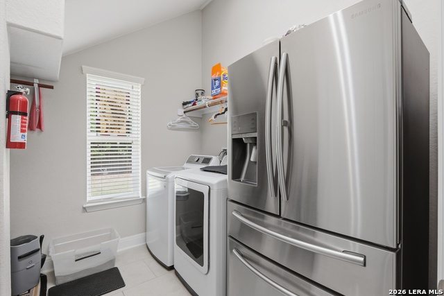 Image 24 of 56 For 12519 Lexi Petal