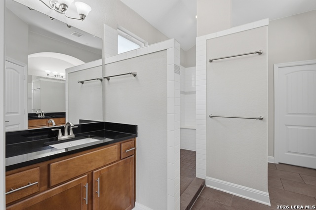 Image 28 of 56 For 12519 Lexi Petal