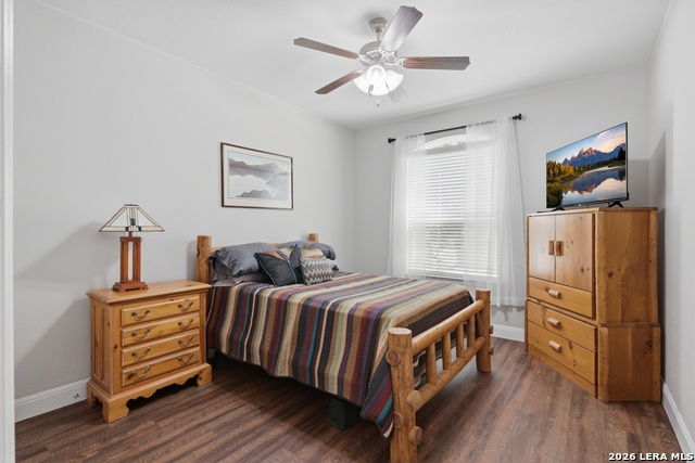 Image 34 of 56 For 12519 Lexi Petal