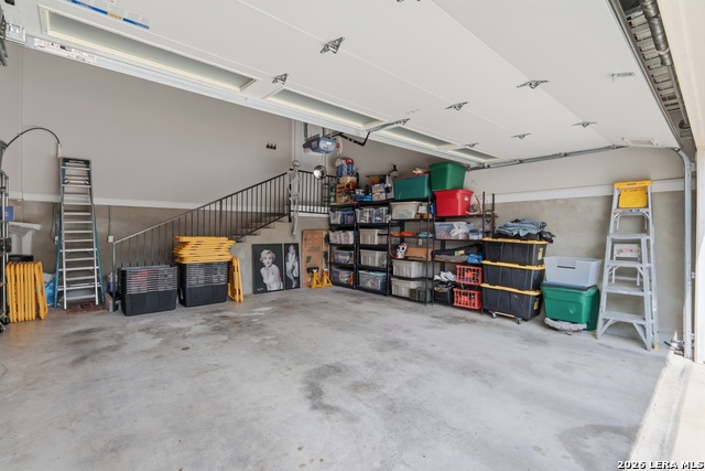 Image 46 of 56 For 12519 Lexi Petal