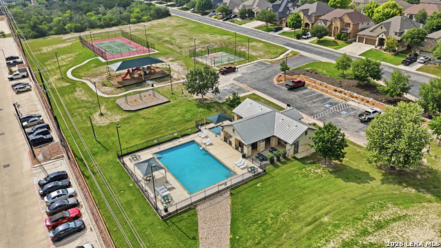 Image 54 of 56 For 12519 Lexi Petal