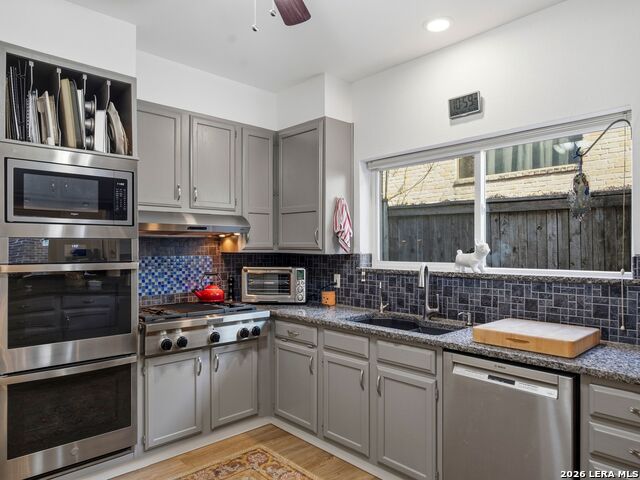 Image 13 of 29 For 8103 New Braunfels Ave N 1