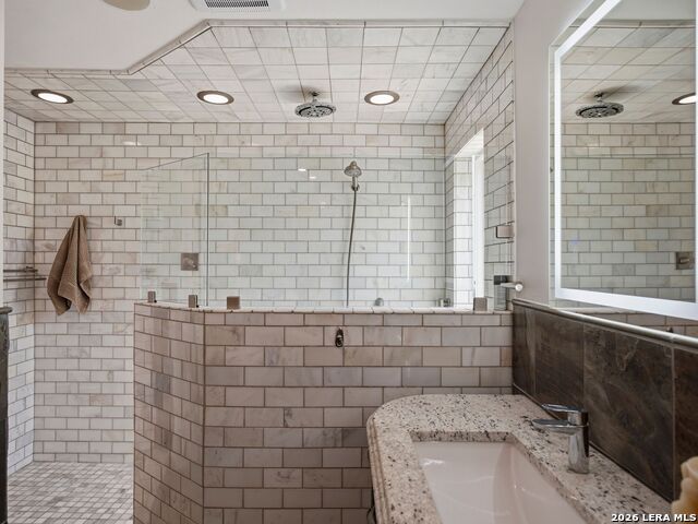 Image 27 of 29 For 8103 New Braunfels Ave N 1