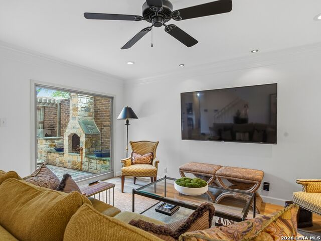 Image 5 of 29 For 8103 New Braunfels Ave N 1