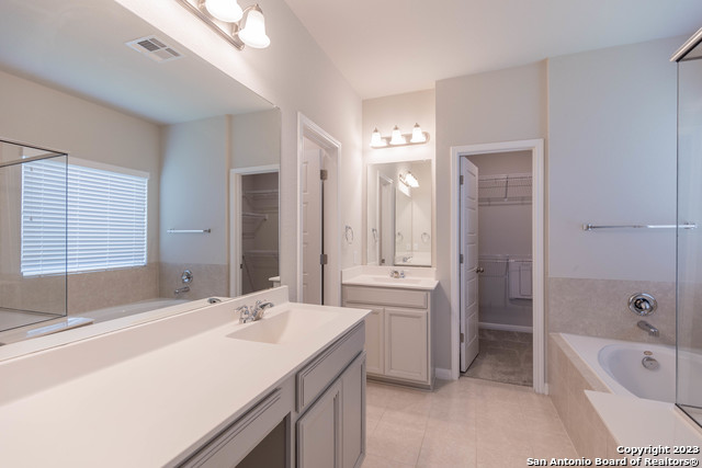 Image 12 of 36 For 13221 Badlands Way