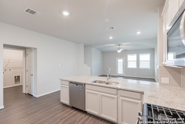 Image 7 of 36 For 13221 Badlands Way