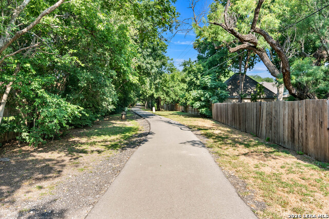 Image 50 of 54 For 8 Clermont Ct