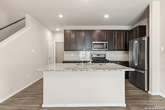 Image 10 of 44 For 513 Chelson Hunt