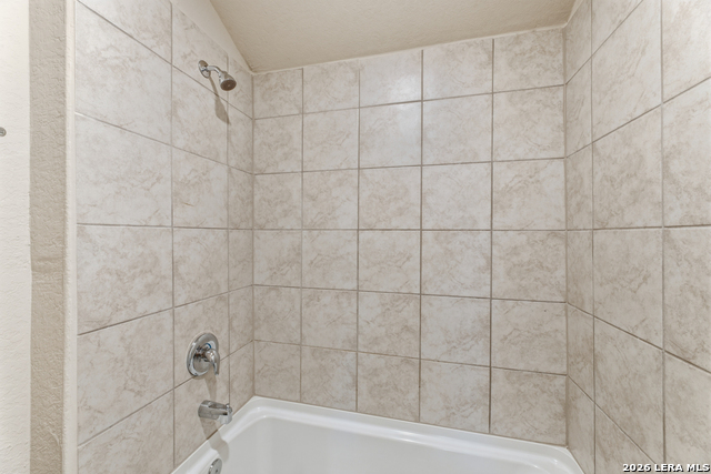 Image 32 of 44 For 513 Chelson Hunt