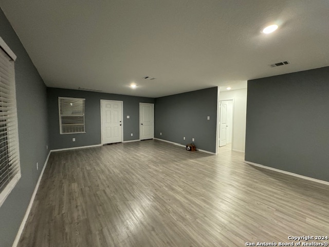 Listing photo id 1 for 7010 Solar Ridge