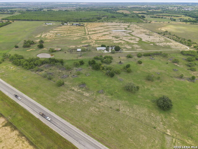 Image 3 of 11 For 1764 Loop 1604 S E