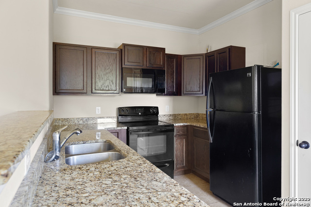 Image 4 of 15 For 6615 Arancione Ave  103