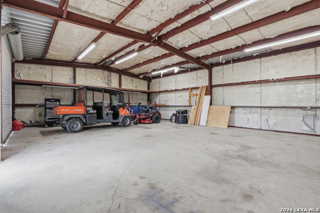 Listing photo id 27 for 5975 County Road 277