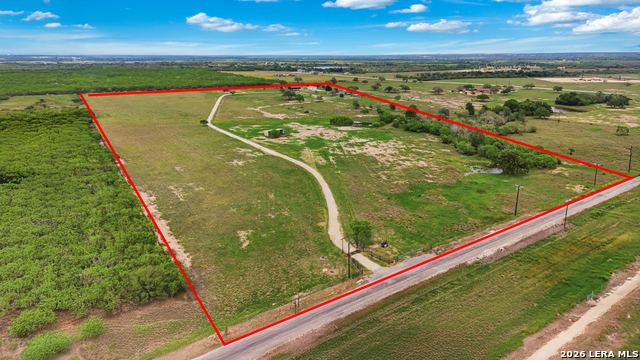 Listing photo id 2 for 5975 County Road 277