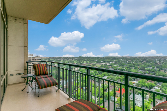 Image 36 of 36 For 4242 Broadway  1702