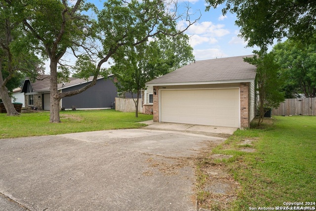 Image 3 of 24 For 9844 Fortune Ridge Dr