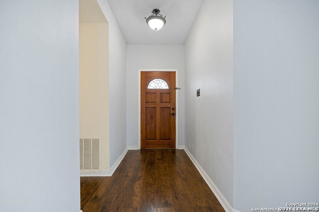 Image 4 of 24 For 9844 Fortune Ridge Dr