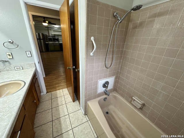 Image 13 of 25 For 809 Florence St