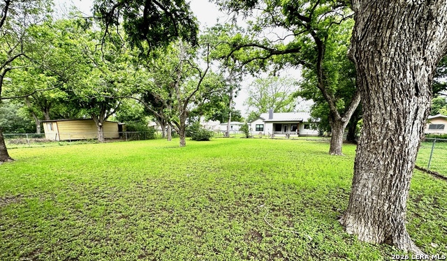 Image 5 of 25 For 809 Florence St