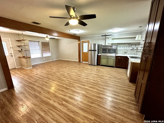 Image 9 of 25 For 809 Florence St