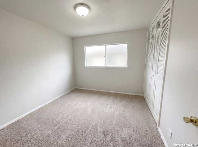 Image 11 of 18 For 225 La Jolla