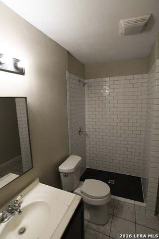 Image 16 of 17 For 3522 Bob Billa