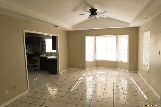 Image 7 of 17 For 3522 Bob Billa