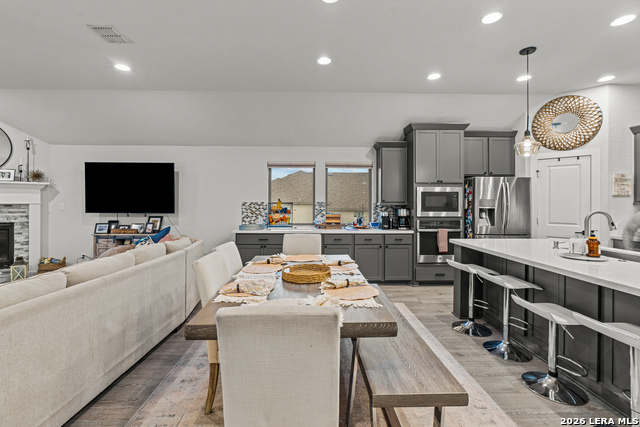 Image 11 of 29 For 1102 Cadogan Squire