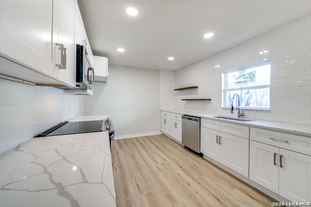 Image 27 of 28 For 1414 Burleson