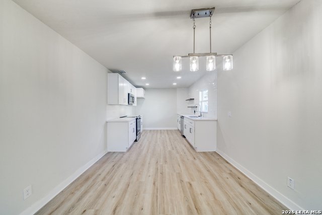 Image 6 of 28 For 1414 Burleson