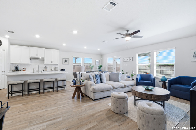 Image 8 of 30 For 29503 Frontier Way