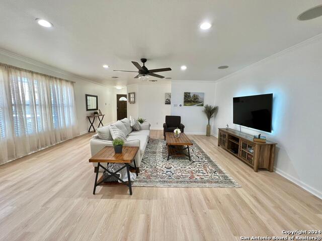 Image 10 of 50 For 1322 Oak Path