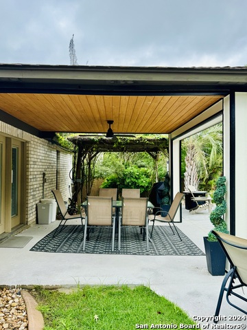 Image 42 of 50 For 1322 Oak Path