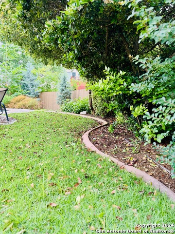 Image 43 of 50 For 1322 Oak Path