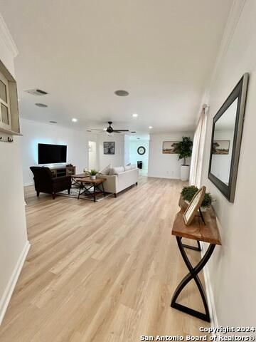 Image 6 of 50 For 1322 Oak Path