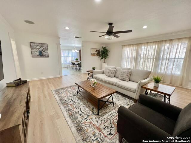 Image 9 of 50 For 1322 Oak Path