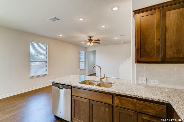 Listing photo id 9 for 10343 Lynwood Branch