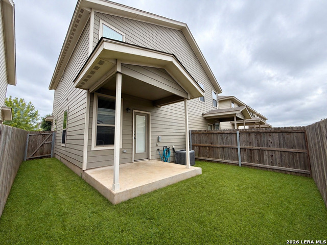 Listing photo id 20 for 10343 Lynwood Branch