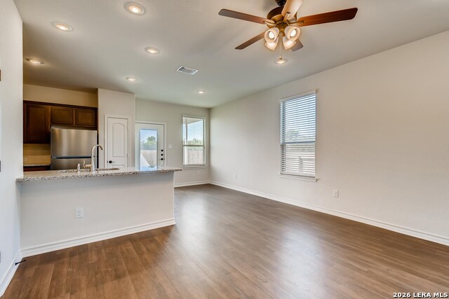 Listing photo id 5 for 10343 Lynwood Branch