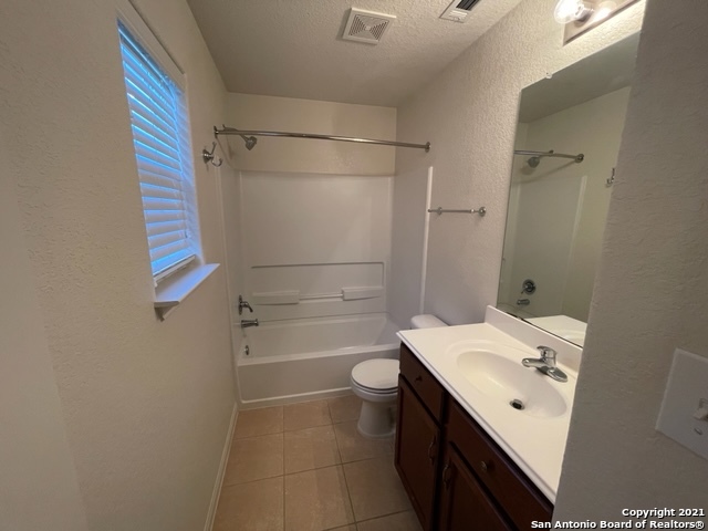 Image 11 of 25 For 11830 Luckey Vis