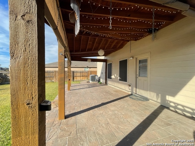 Image 19 of 25 For 11830 Luckey Vis