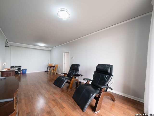 Image 11 of 16 For 1 Towers Park Lane  1208