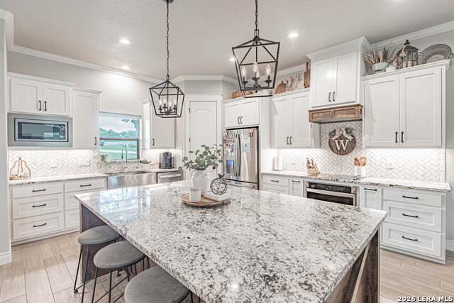 Image 12 of 44 For 117 Shelby  