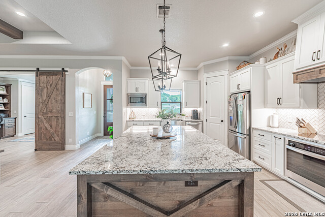 Image 14 of 44 For 117 Shelby  