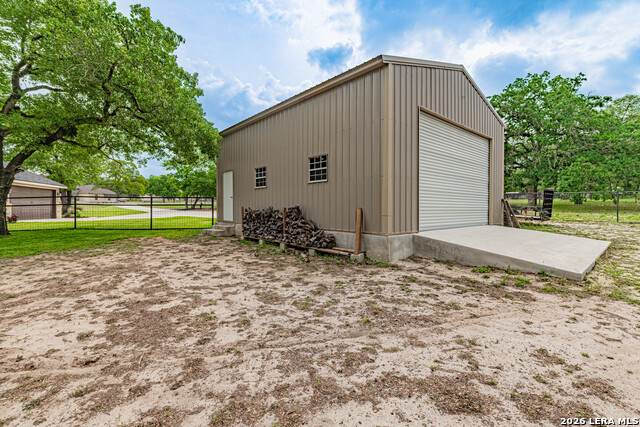 Image 39 of 44 For 117 Shelby  