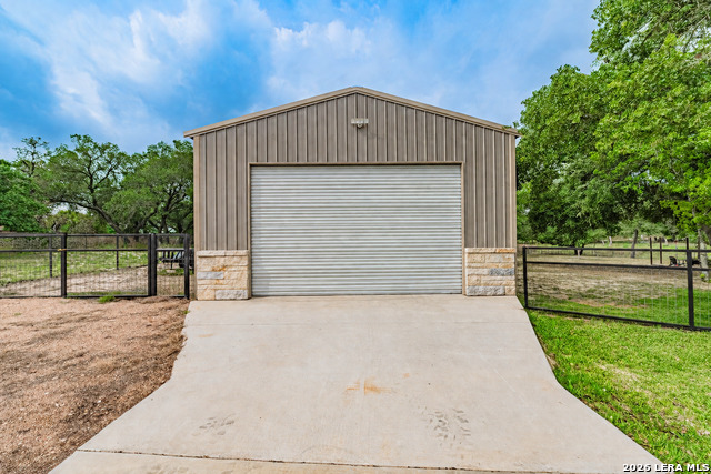 Image 4 of 44 For 117 Shelby  